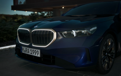 Review BMW 520i M Sport: Fleksibilitas dan Performanya Bikin Jatuh Cinta!
